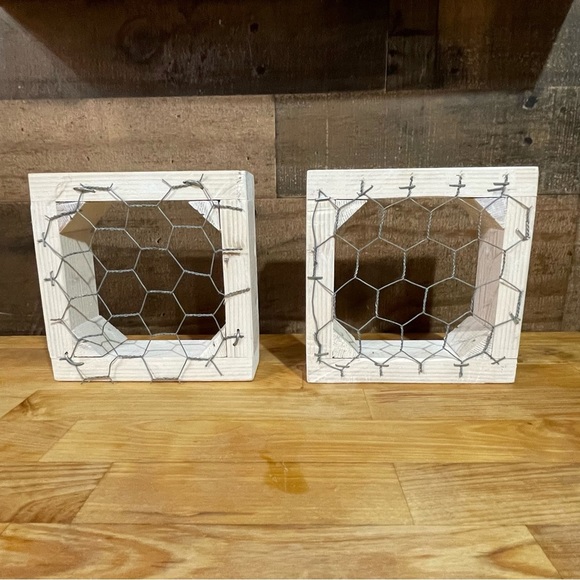 Set of 2 Rustic Farmhouse Shelves - Picture 4 of 4